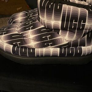 UGG Monochrome Patterned Boots